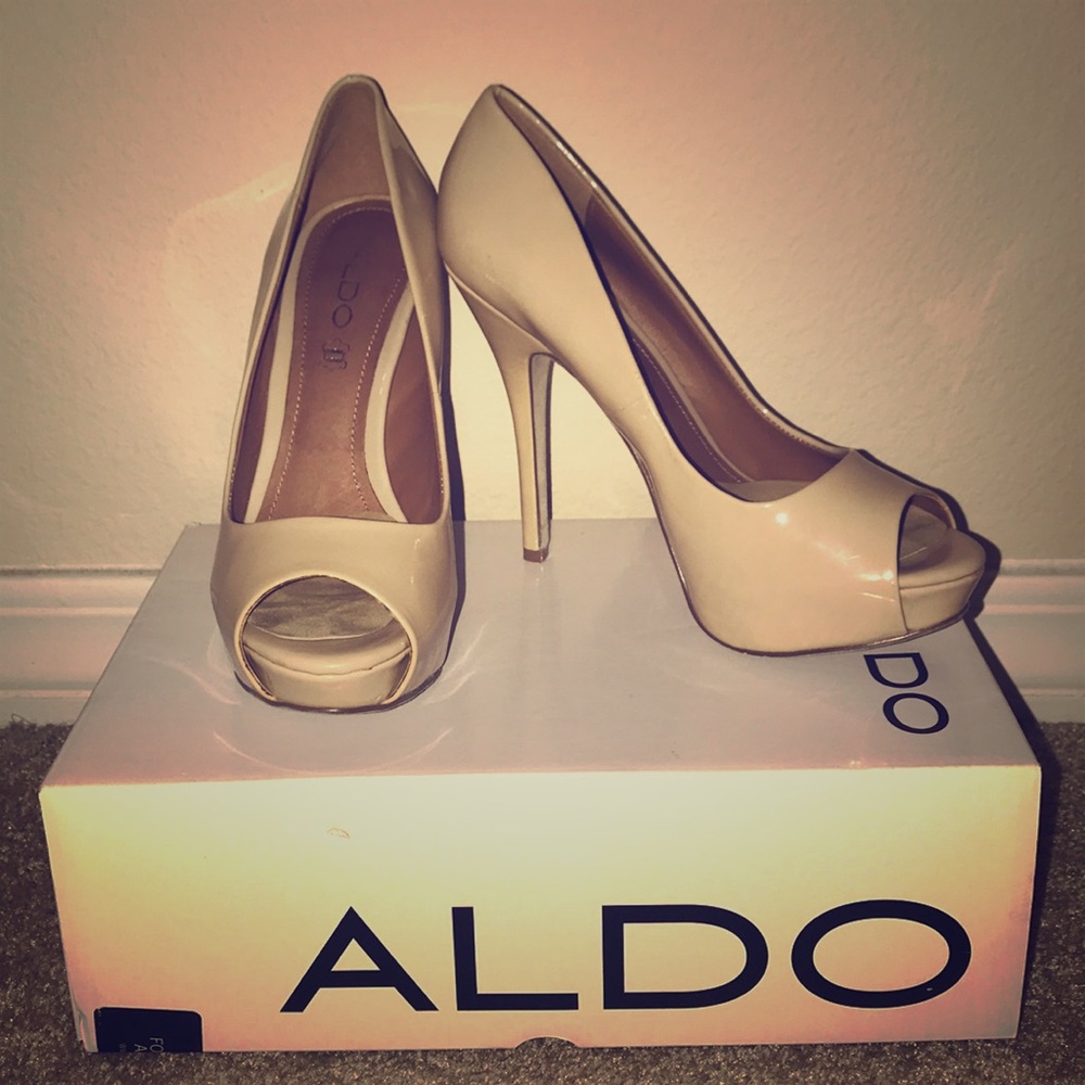 Peep Toe heels